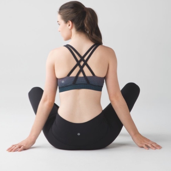 ✨Rare✨ Lululemon Energy Sports Bra - Picture 2 of 11